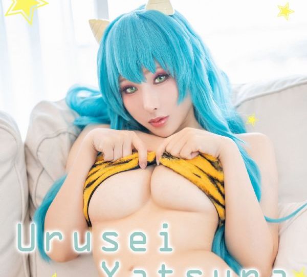被迫成为女同学的脚奴袜奴